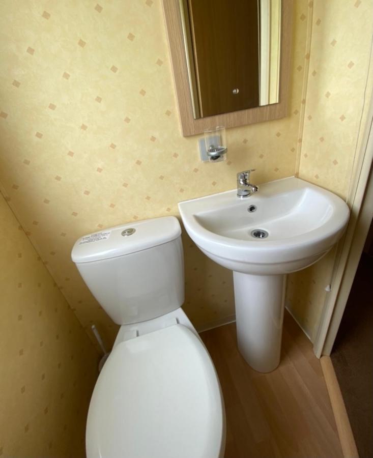 Cosy Caravan Kingston upon Hull Exterior photo